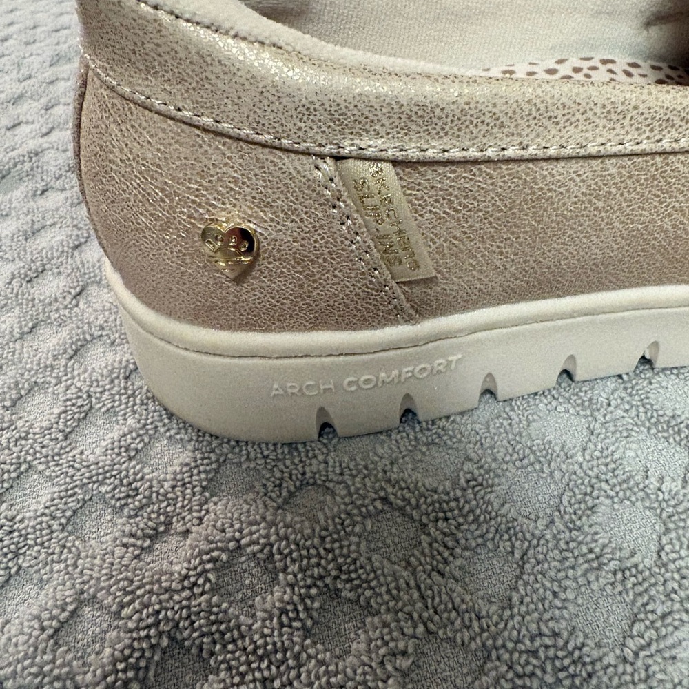 Women’s BOBS Skechers Slip-Ins Metallic Loafers - Light Gold Size 9.5 - Picture 9 of 16